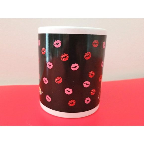 Vintage Betty Boop Lipstick Kisses Mug (2003) - Picture 2 of 4